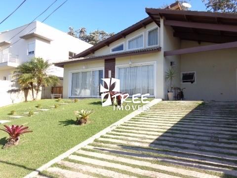 Casa à venda com 7 quartos, 300m² - Foto 3