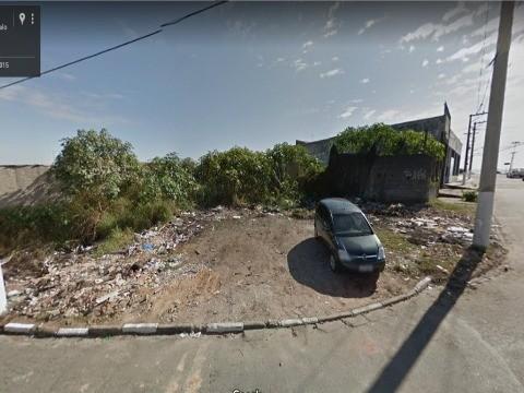 Terreno à venda com 1 quarto, 400m² - Foto 3