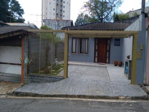 Casa à venda com 5 quartos, 100m² - Foto 1