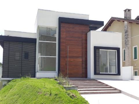 Casa à venda com 3 quartos, 400m² - Foto 1