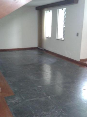 Sobrado à venda com 5 quartos, 200m² - Foto 4