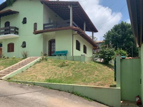 Sobrado à venda com 6 quartos, 300m² - Foto 2