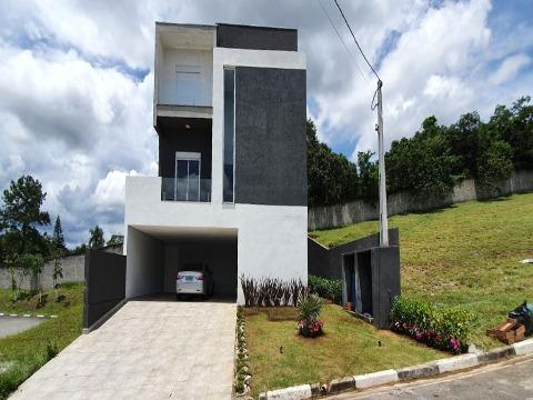 Casa à venda com 9 quartos, 330m² - Foto 2