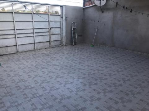 Casa à venda com 2 quartos, 200m² - Foto 11