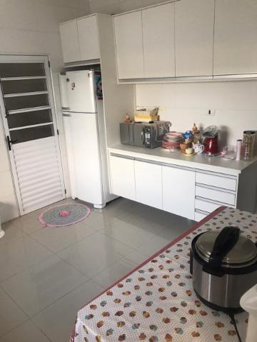 Casa à venda com 2 quartos, 200m² - Foto 16