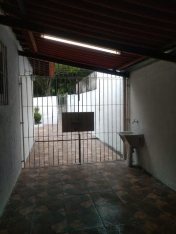 Casa para alugar com 4 quartos, 100m² - Foto 6