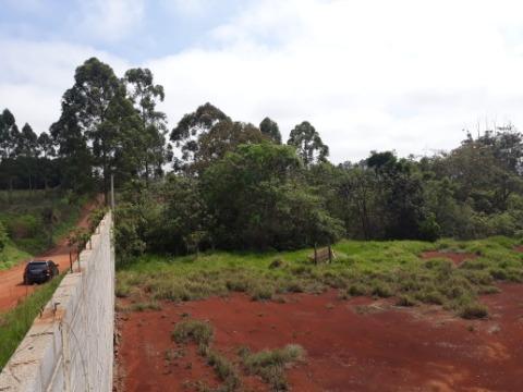 Terreno à venda com 1 quarto, 5643m² - Foto 2