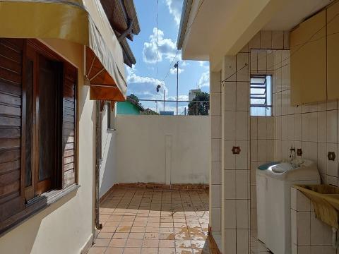 Casa à venda com 5 quartos, 236m² - Foto 14