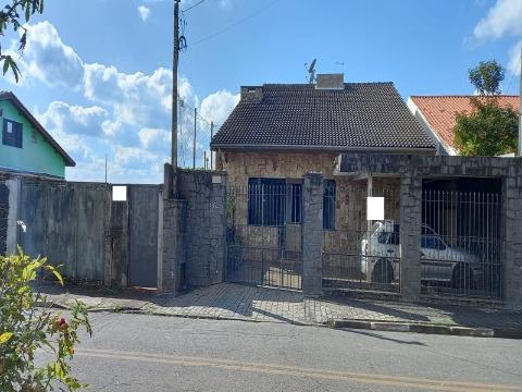 Casa à venda com 5 quartos, 236m² - Foto 1