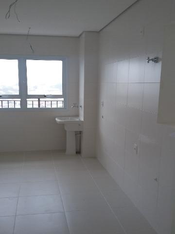 Apartamento à venda com 3 quartos, 67m² - Foto 4