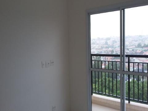 Apartamento à venda com 3 quartos, 67m² - Foto 2