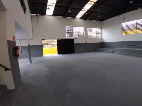 Depósito-Galpão-Armazém à venda com 3 quartos, 400m² - Foto 30