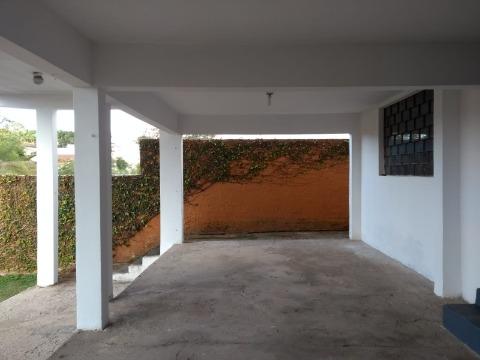 Casa de Condomínio para alugar com 3 quartos, 250m² - Foto 17