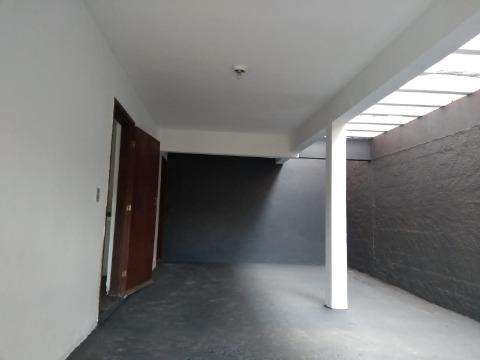 Casa de Condomínio para alugar com 3 quartos, 250m² - Foto 21