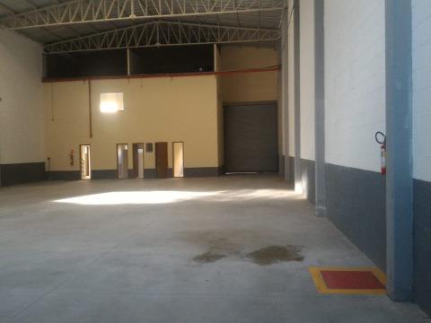 Depósito-Galpão-Armazém para alugar com 1 quarto, 820m² - Foto 2