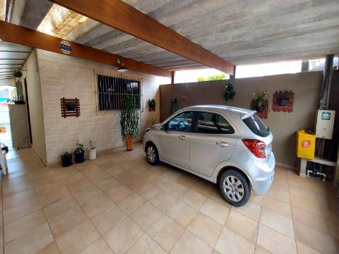 Sobrado à venda com 4 quartos, 129m² - Foto 1