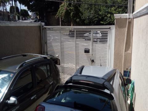 Sobrado à venda com 6 quartos, 160m² - Foto 2