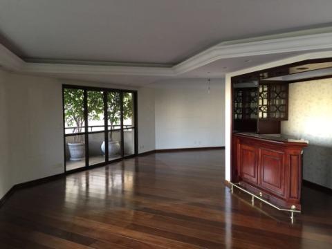 Apartamento à venda e aluguel com 8 quartos, 370m² - Foto 3