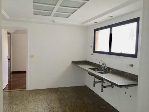 Apartamento à venda e aluguel com 8 quartos, 370m² - Foto 15