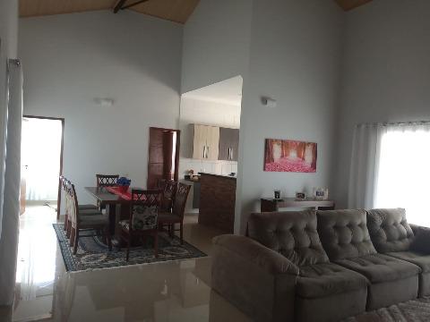 Casa à venda com 6 quartos, 360m² - Foto 3