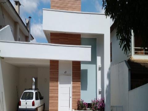 Casa à venda com 4 quartos, 400m² - Foto 1