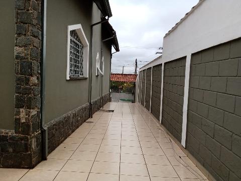 Sobrado à venda com 6 quartos, 226m² - Foto 4