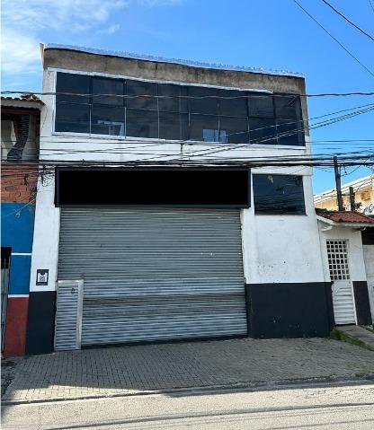 Sobrado à venda com 2 quartos, 330m² - Foto 1