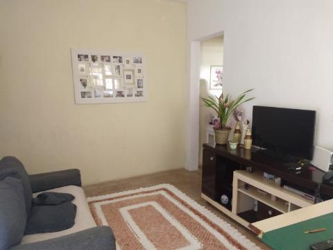 Casa à venda com 2 quartos, 80m² - Foto 3