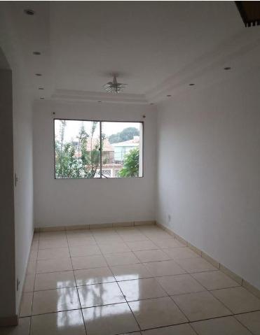 Apartamento à venda com 2 quartos, 57m² - Foto 2