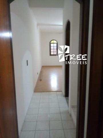 Sobrado à venda com 8 quartos, 318m² - Foto 3