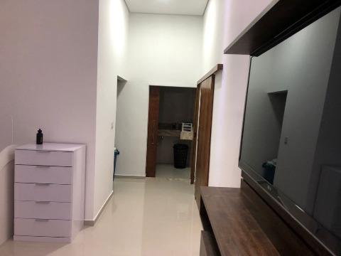 Casa à venda com 6 quartos, 160m² - Foto 4