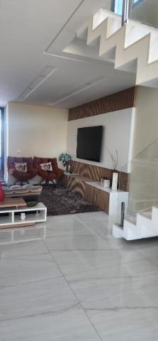 Sobrado à venda com 8 quartos, 300m² - Foto 4