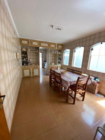 Casa à venda com 5 quartos, 174m² - Foto 9