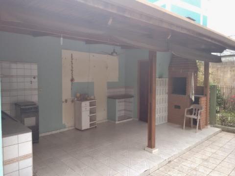 Casa à venda e aluguel com 3 quartos, 200m² - Foto 9