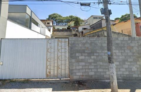 Terreno para alugar com 1 quarto, 300m² - Foto 1