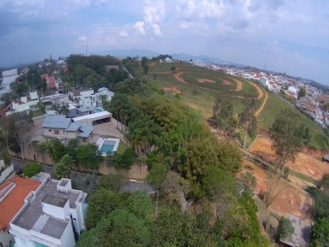 Terreno à venda com 1 quarto, 1200m² - Foto 4