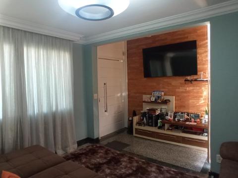 Sobrado à venda com 4 quartos, 140m² - Foto 4