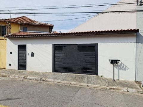 Sobrado à venda com 4 quartos, 176m² - Foto 1