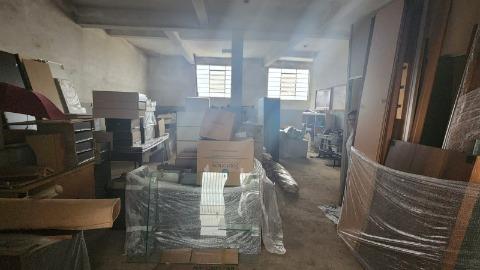 Sobrado à venda com 2 quartos, 381m² - Foto 4