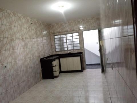 Sobrado à venda com 3 quartos, 240m² - Foto 9