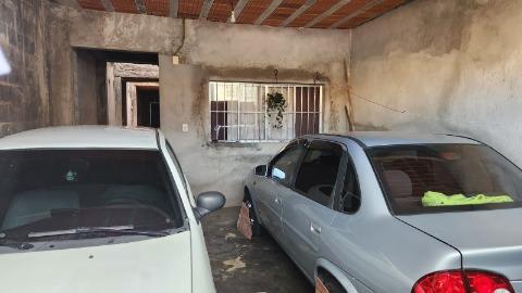 Sobrado à venda com 4 quartos, 250m² - Foto 2