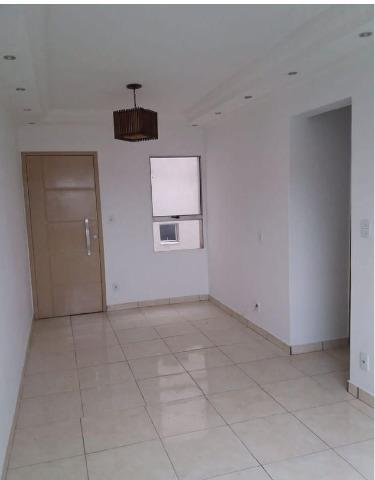 Apartamento à venda com 2 quartos, 57m² - Foto 3