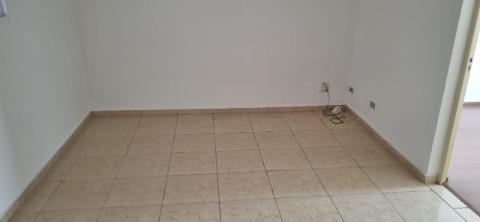 Apartamento à venda com 3 quartos, 47m² - Foto 2