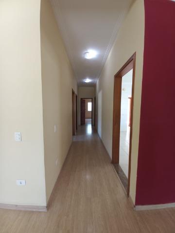 Casa para alugar com 4 quartos, 160m² - Foto 13