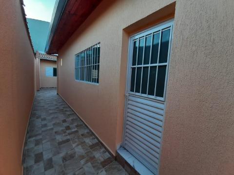 Casa à venda com 4 quartos, 98m² - Foto 3