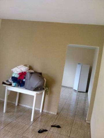 Casa à venda com 2 quartos, 80m² - Foto 2