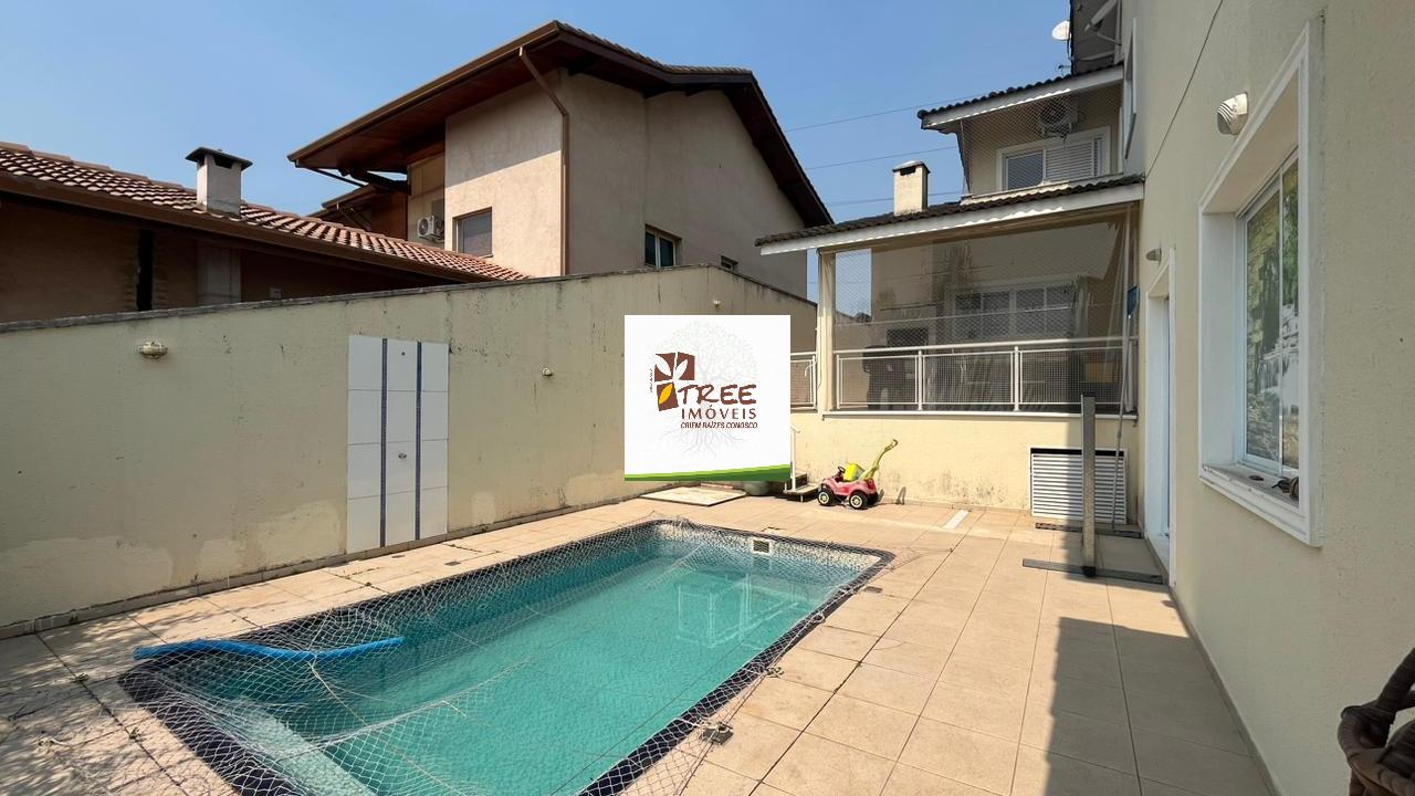 Casa de Condomínio à venda com 11 quartos, 387m² - Foto 4